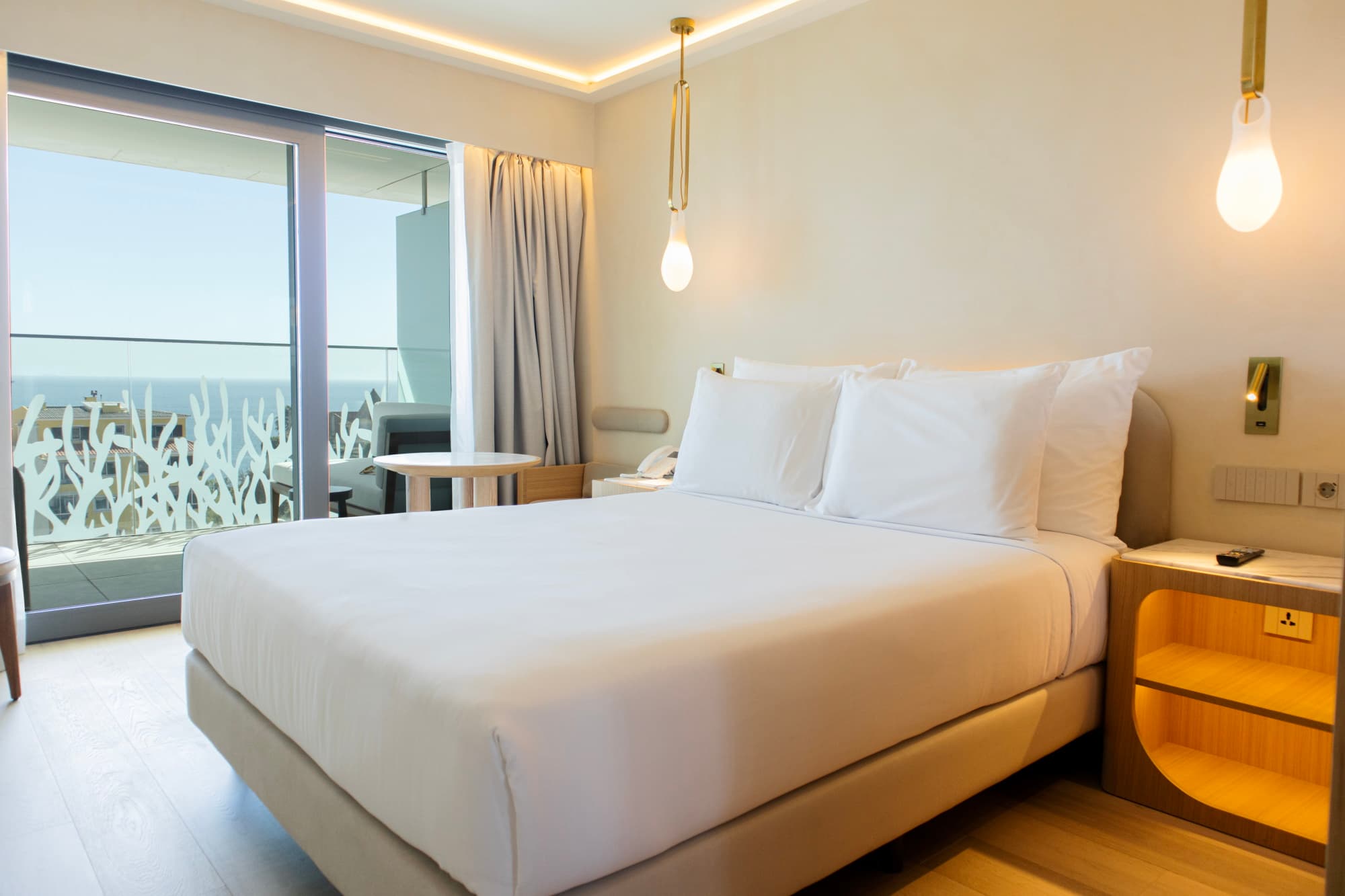 mortex hotel-evolution-cascais-cool-full-ocean-view-room-doublebed